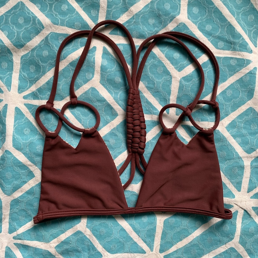 acacia thailand top in merlot